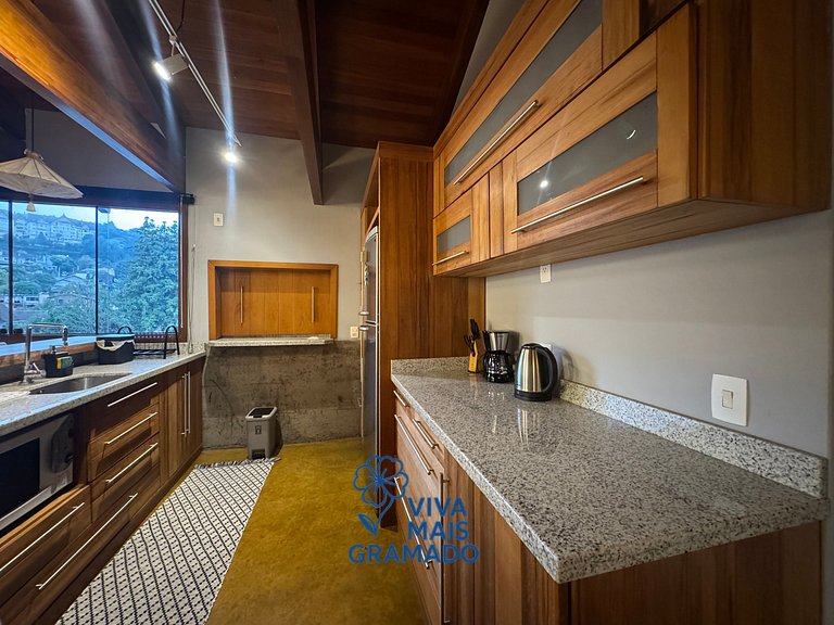 Apartamento no bairro Piratini em Gramado, com ótima localiz
