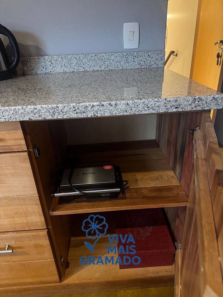 Apartamento no bairro Piratini em Gramado, com ótima localiz